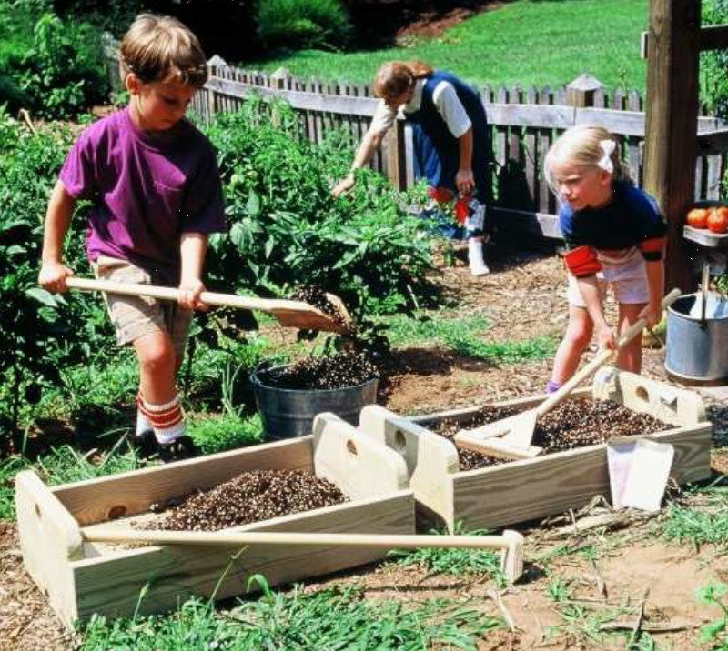 Planter Box And Garden Tools Downloadable Plan
