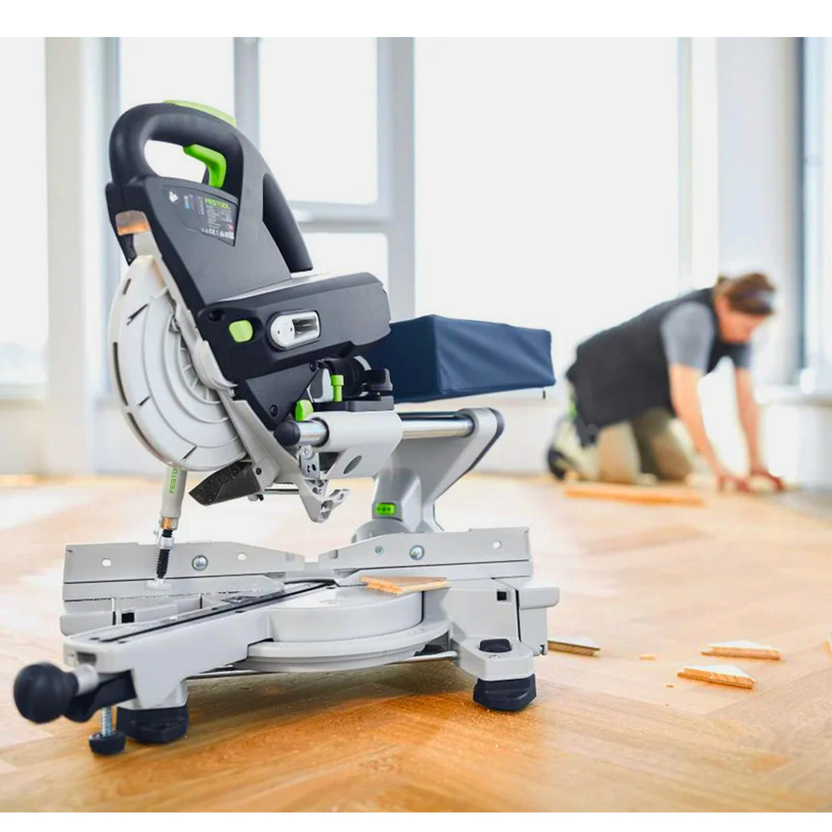 Festool KSC 60 Cordless Compound Miter Saw + 8Ah Energy Set Combo